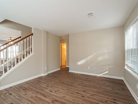 4th image of 3607 Morning Cove Ln