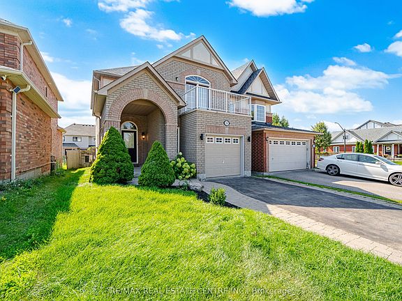 3rd image of 215 Willowbrook Dr