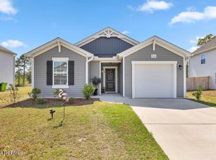 216 New Home Pl, Holly Ridge, NC 28445