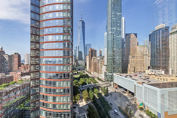 Rented by Corcoran | media 16