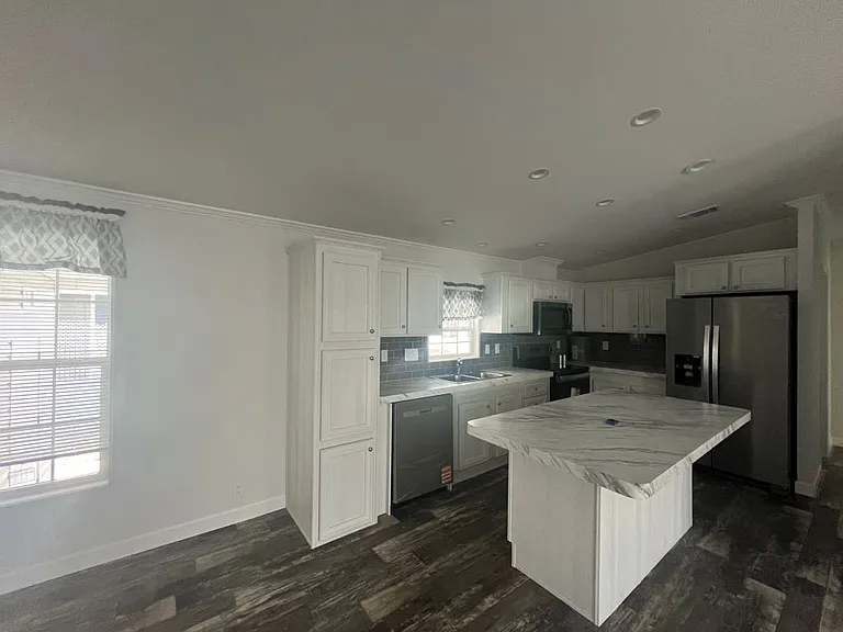 55 Eland Dr #55 — Photo 14
