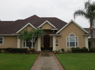 3159 Williamsburg Ln, Port Neches, TX 77651