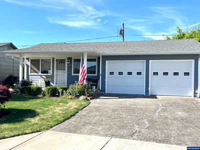 1527 Country Club Cir, Woodburn, OR, 97071