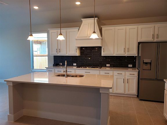 3rd image of 5104 Beautyberry Dr