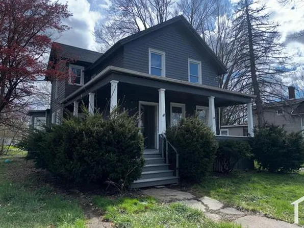 320 10th St, Elyria, OH 44035