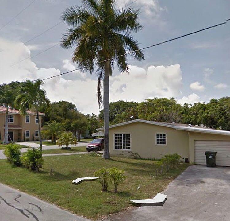 1st image of 2400 NE 27th Ave