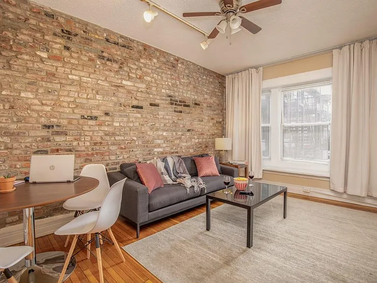 Lyndon Apartment — Photo 9