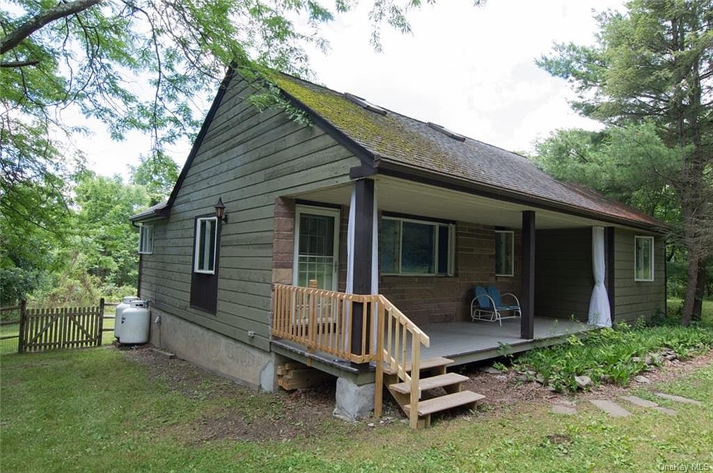 854 County Route 12, New Hampton, NY 10958 Zillow