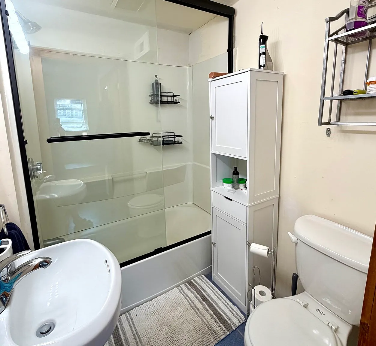 1 bed, $2,360 — Photo 2