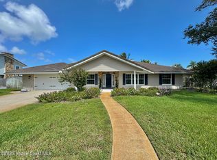 420 Rio Casa Dr S, Indialantic, FL 32903