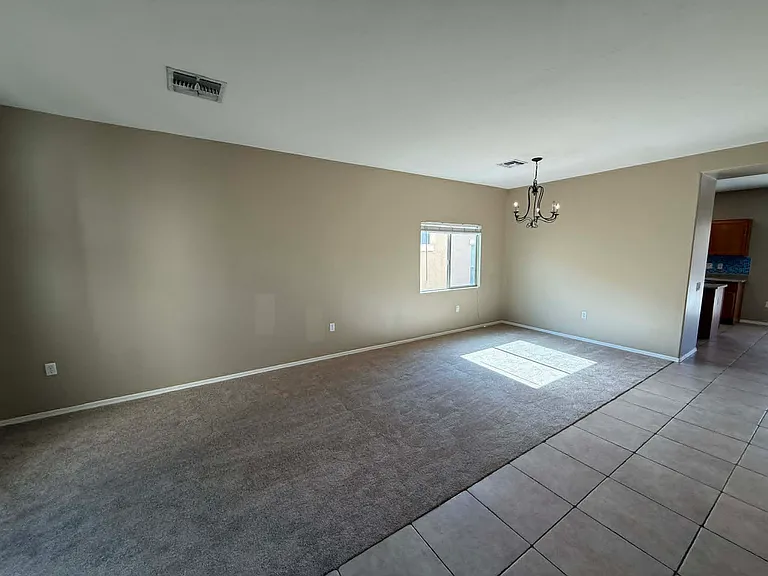 885 W Calle Muro Fuerte — Photo 9
