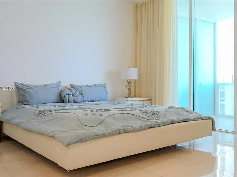 15901 Collins Ave #1102 — Photo 9