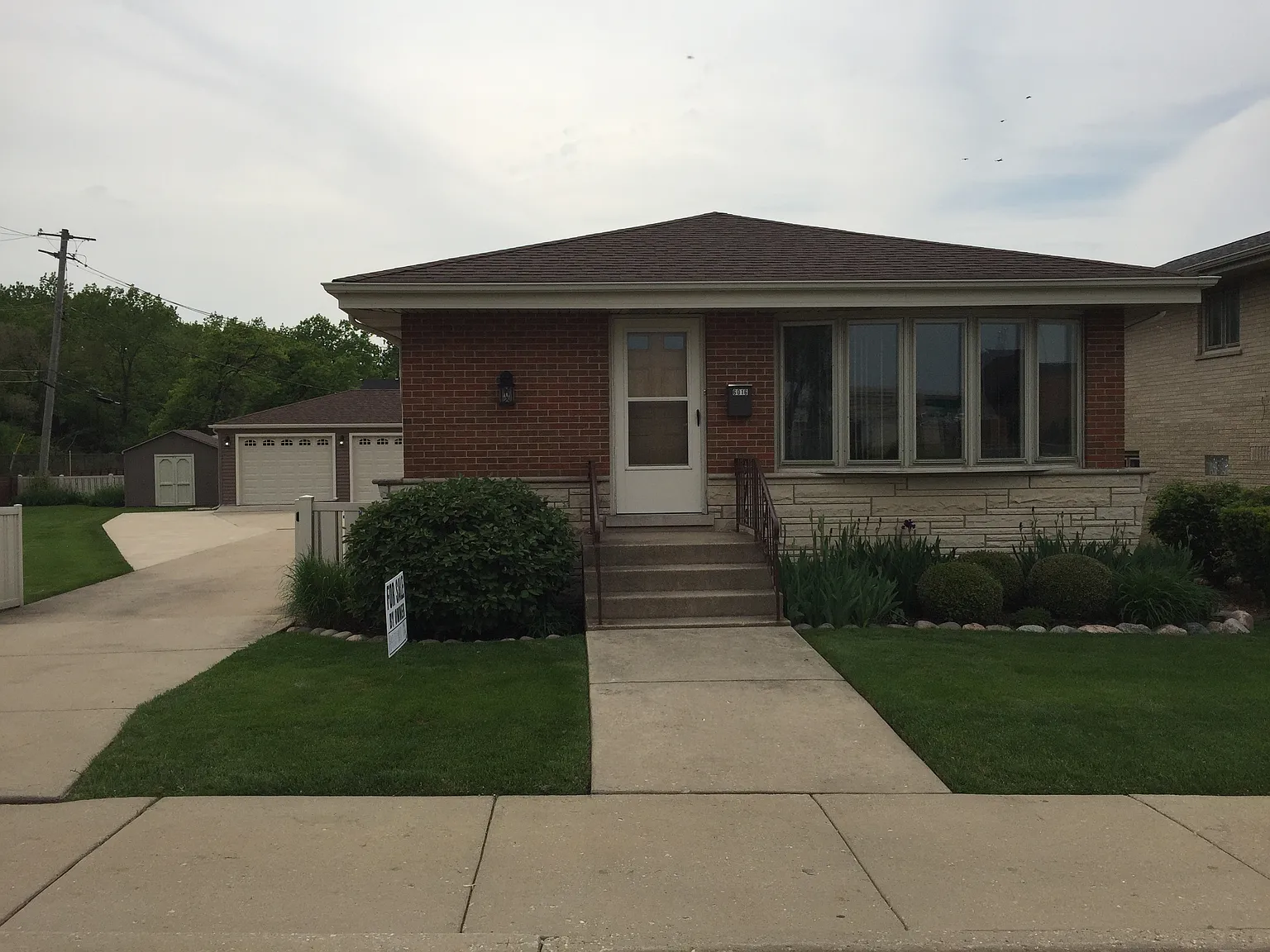 6016 Ruby St photo 1