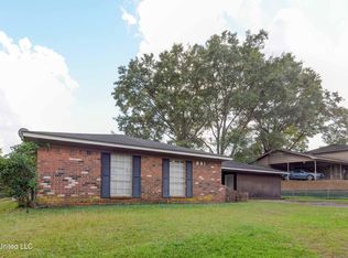 616 39th Ct E, Meridian, MS 39301