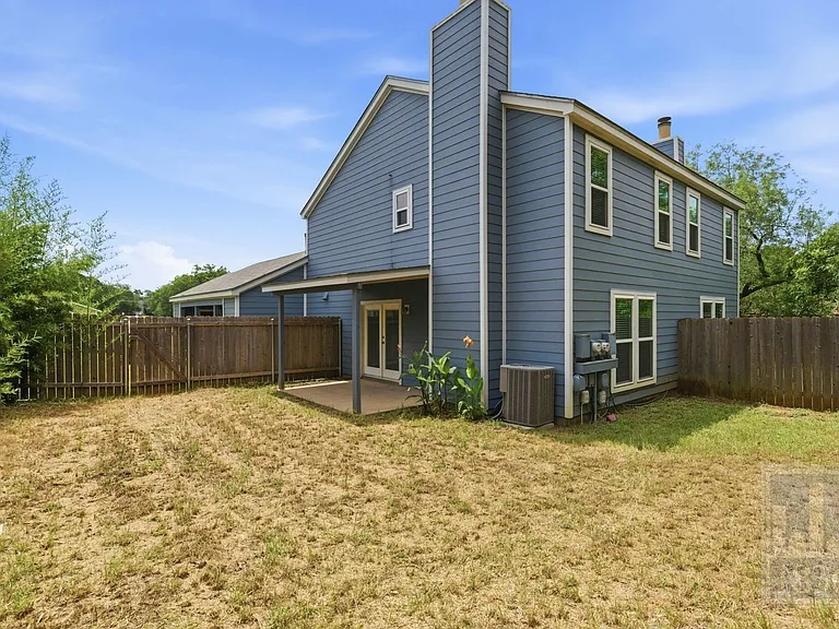 8108 Hood Cir #B — Photo 18