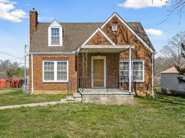 1307 Sparta St, McMinnville, TN 37110
