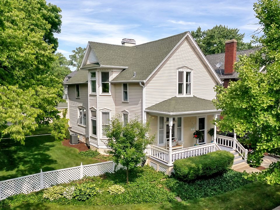 1st image of 350 S Ashland Ave