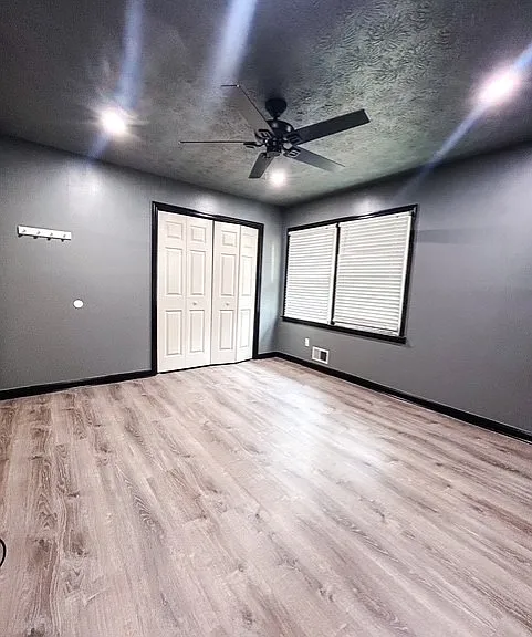 5583 Woodland Dr — Photo 8