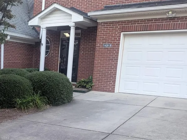 1429 New Garden Rd Unit B, Greensboro, NC 27410