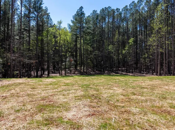 Garth Gate Ln, Charlottesville, VA 22901