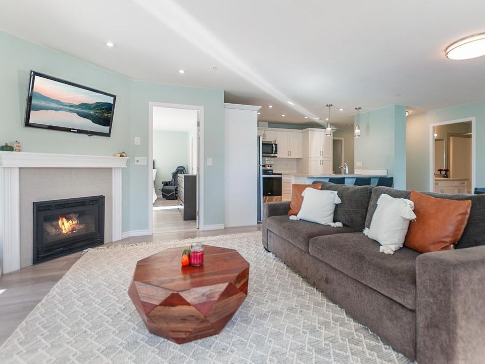 3346 Skaha Lake Rd 707, Penticton, BC V2A 0H6 Zillow