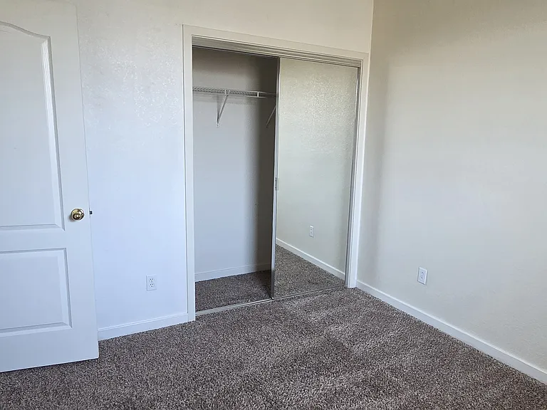 1350 Belmont Dr — Photo 20