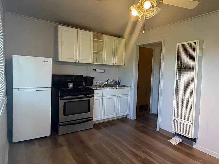 9237 River Rd #3-3-3 — Photo 13