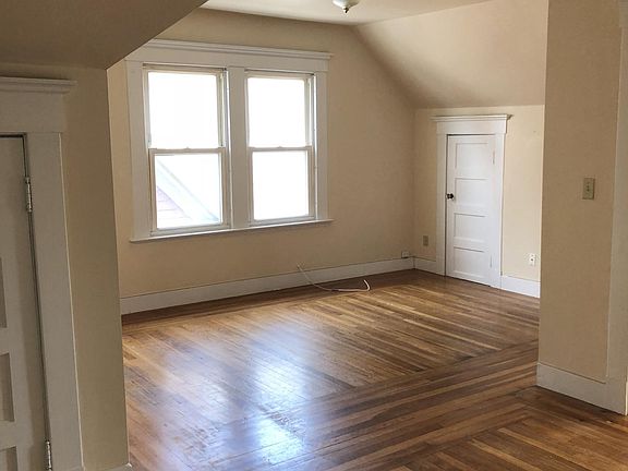 LIVING ROOM AREA W/DEN AREA