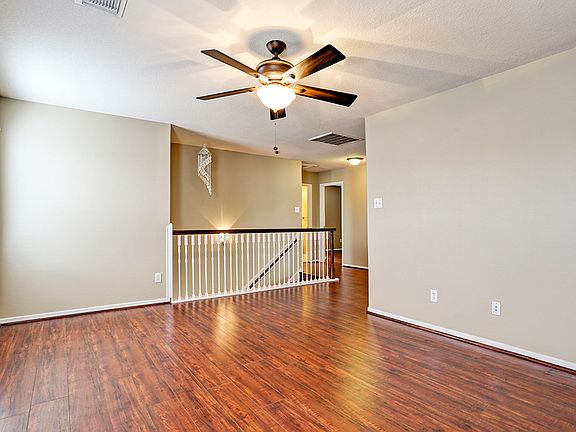 5th image of 12306 Hawthorne Hill Cir