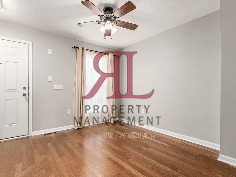 5807 Bridgehampton Dr — Photo 7