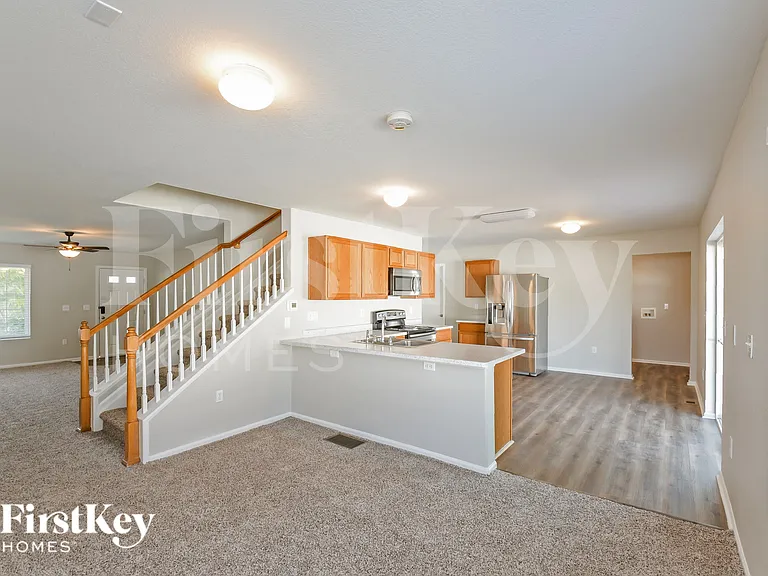 5592 Jebel Ct — Photo 6
