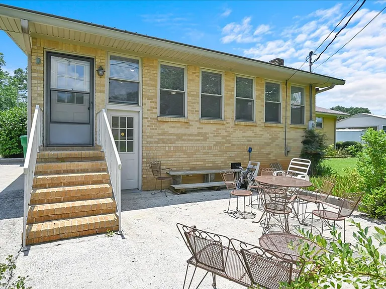 1208 Spruce St SE — Photo 18