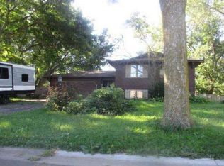 4617 81st Ln N, Brooklyn Park, MN 55443