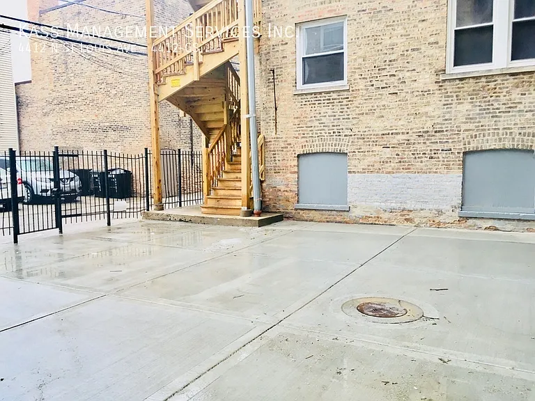 4412-26 N St Louis Ave. — Photo 27