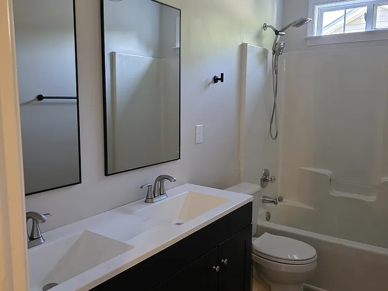 2419 Middleburg Dr — Photo 11