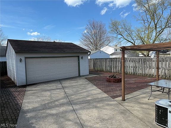 3rd image of 1030 E 349th St