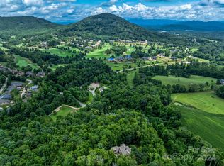 645 Walnut Valley Pkwy #2, Arden, NC 28704