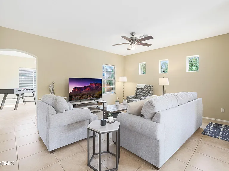 15941 W Mauna Loa Ln — Photo 8