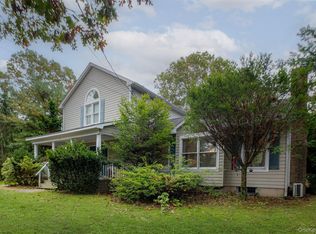 50 Argonne Road E, Hampton Bays, NY 11946