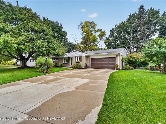 4th image of 3604 Aragon Dr