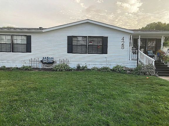 2nd image of 428 Charlie Dr