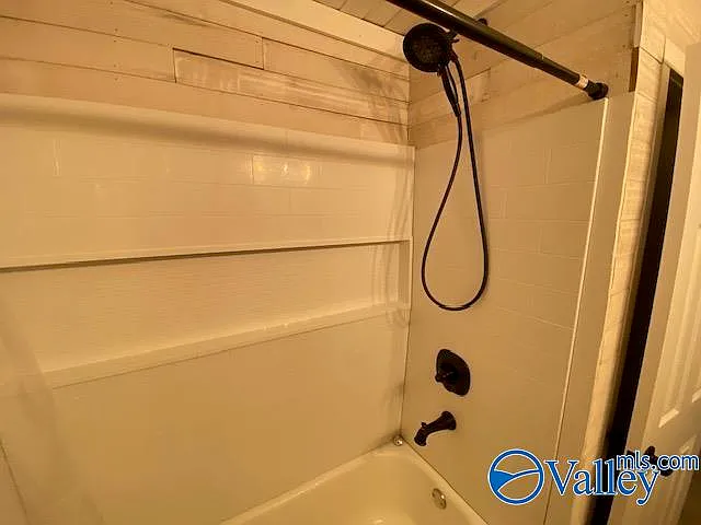1236 Oshaughnessy Ave NE — Photo 24