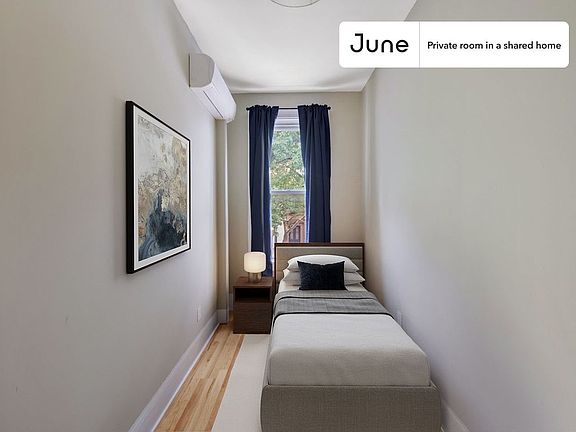 2nd image of 421 36th St #D