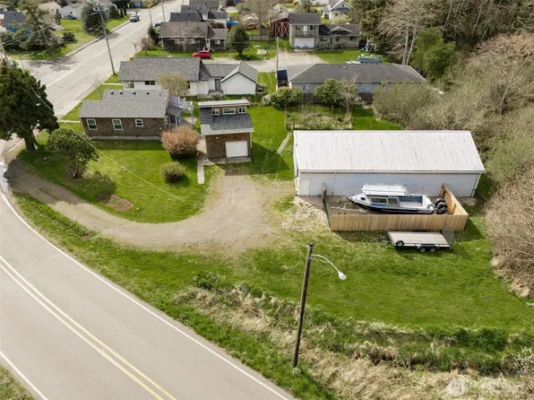 808 Spruce Street E, Ilwaco, WA 98624
