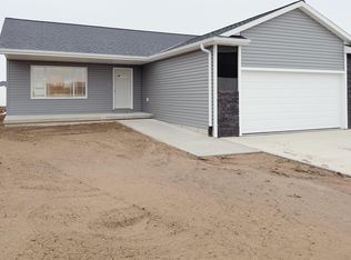 2308 E 35th Street Dr, Kearney, NE 68847