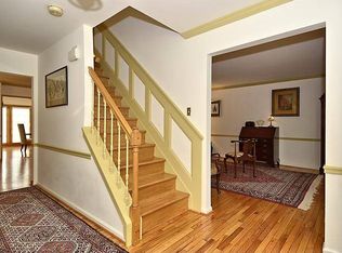 12180 Hidden Brook Ter, Gaithersburg, MD 20878