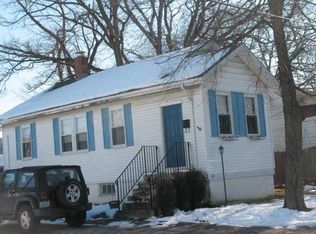 20 Grand View Ave, Johnston, RI 02919