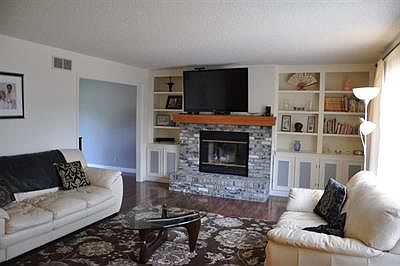 5th image of 1645 Meadow West Dr