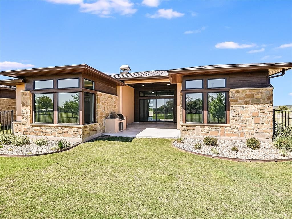 2317 Kahala Sunset Dr, Spicewood, TX 78669 MLS 8902553 Zillow