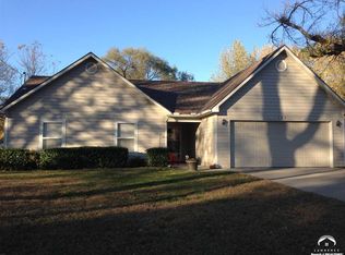 723 Walnut St, Lawrence, KS 66044